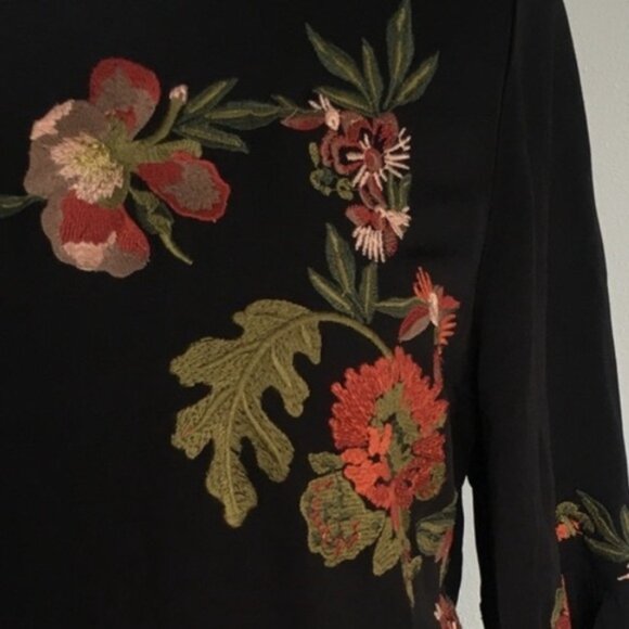 Velvet by Graham and Spencer Floral Embroidered Bell Sleeve Dress Black - Picture 7 of 9